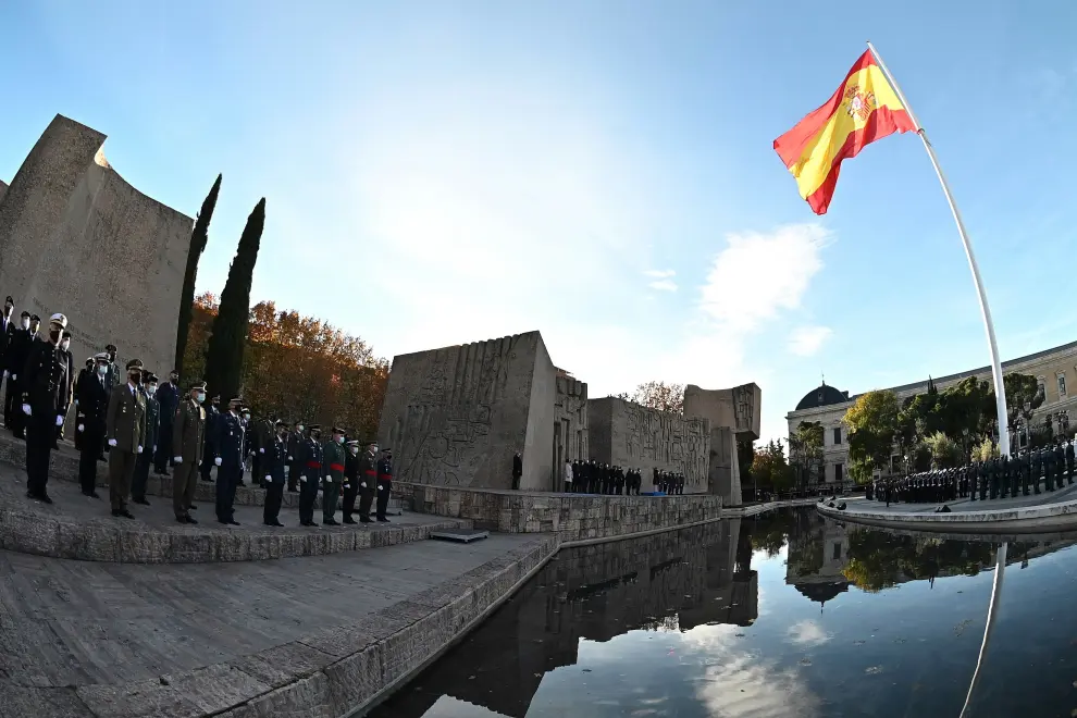 Acto de Izado Solemne de la Bandera de España con motivo del Día de la Constitución