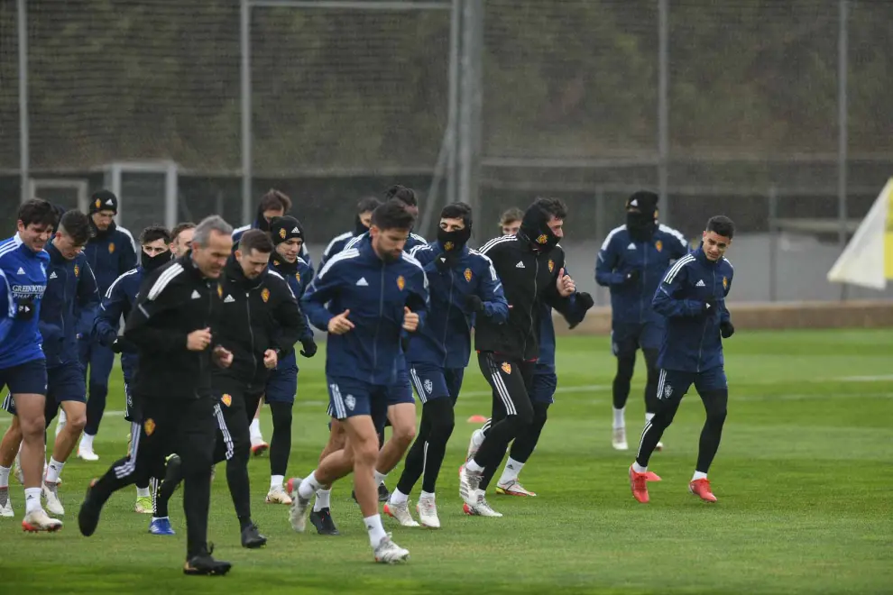 Foto del entrenamiento del Real Zaragoza para preparar el partido contra el Almería