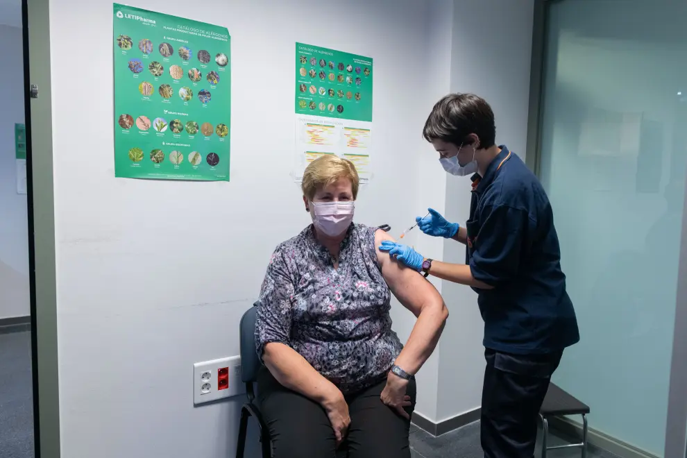 Vacunación en el Centro de Especialidades Inocencio Jiménez de Zaragoza