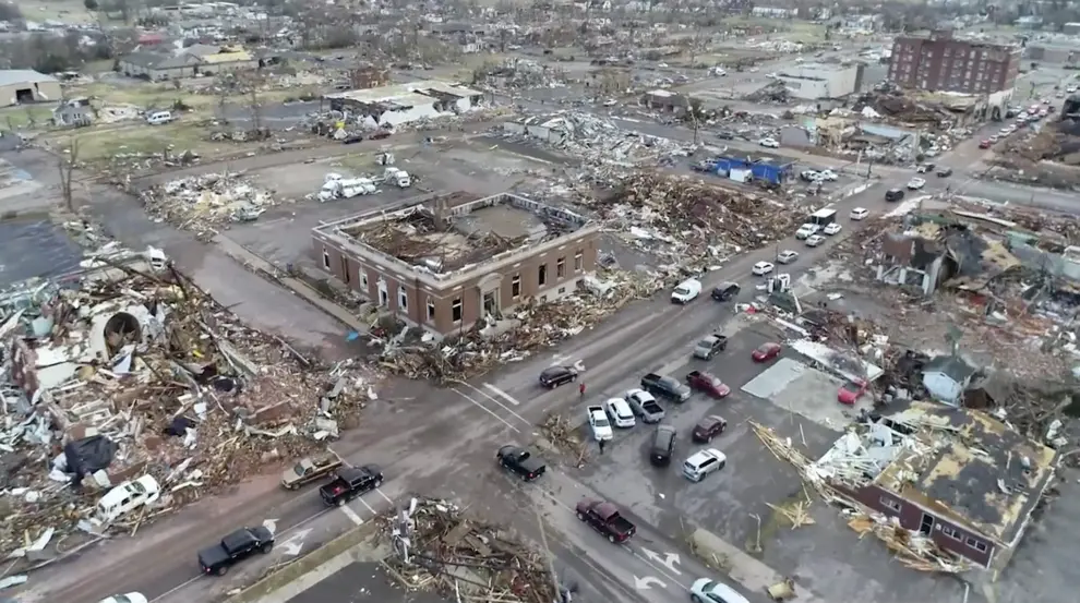 Aerial view of damage after a tornado tore through, in Mayfield, Kentucky, U.S., December 11, 2021, in this still image taken from a video. Video taken with a drone. Michael Gordon/Storm Chasing Video via REUTERS   ATTENTION EDITORS -  THIS IMAGE HAS BEEN SUPPLIED BY A THIRD PARTY. MANDATORY CREDIT. NO RESALES. NO ARCHIVES. NO NEW USES AFTER JANUARY 9, 2022. NO USE: NETWORK NEWS SERVICE, CBS NEWS, CNN, NBC NEWS, WEATHER NATION, WEATHER CHANNEL, WEATHER.COM, ACCU WEATHER CHANNEL, YOUTUBE USA-WEATHER/TORNADOES