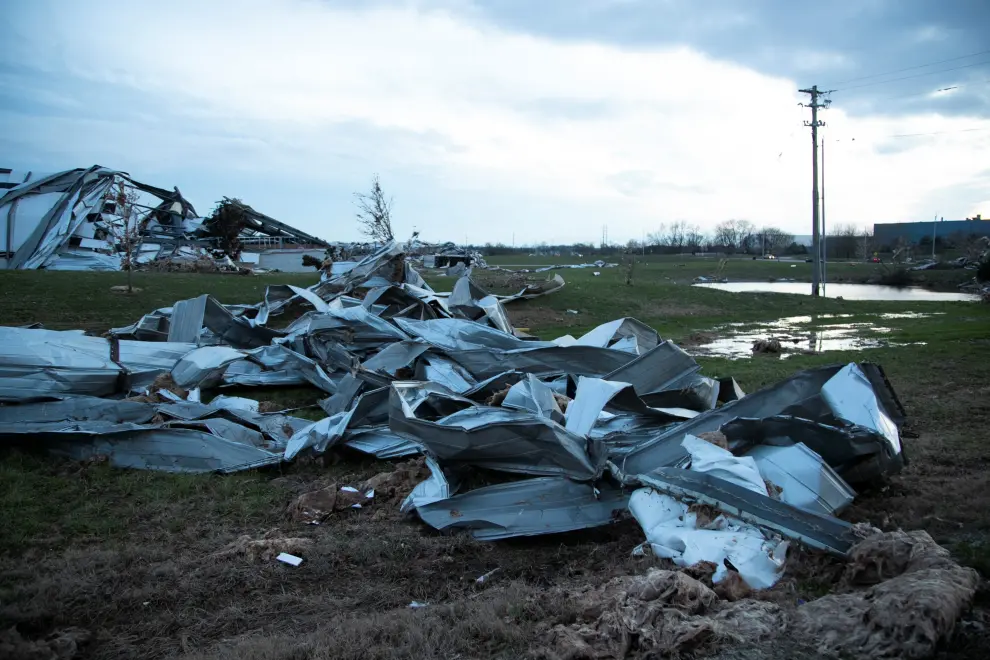 Damage is seen at a factory hit by tornadoes in Bowling Green, Kentucky, U.S. December 11, 2021. Picture taken December 11, 2021. REUTERS/Amira Karaoud USA-WEATHER/TORNADOES