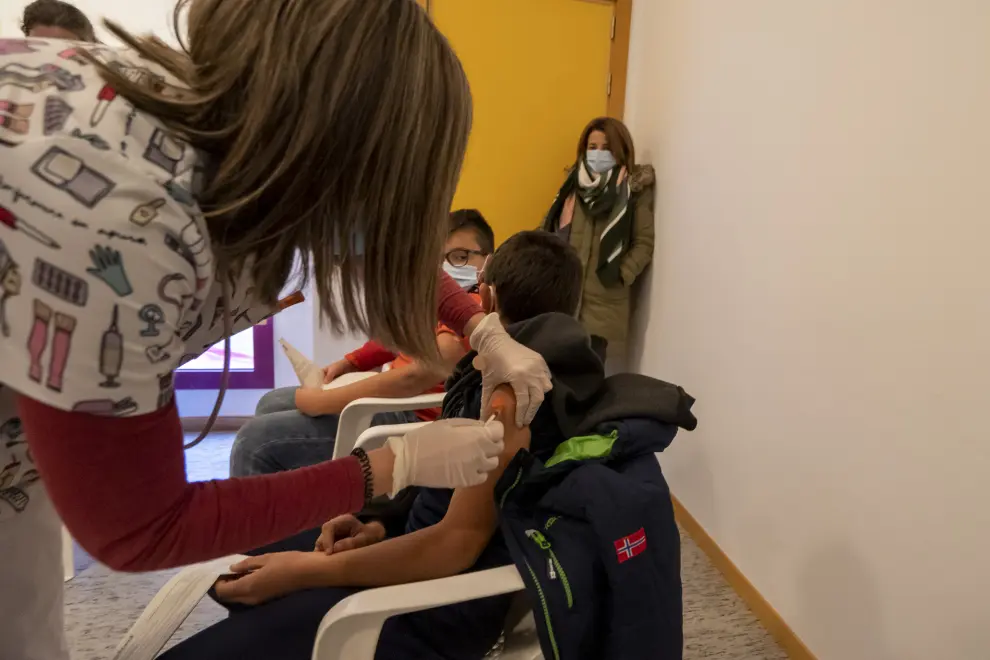 Comienza la vacunación de niños contra la covid en Alcañiz.