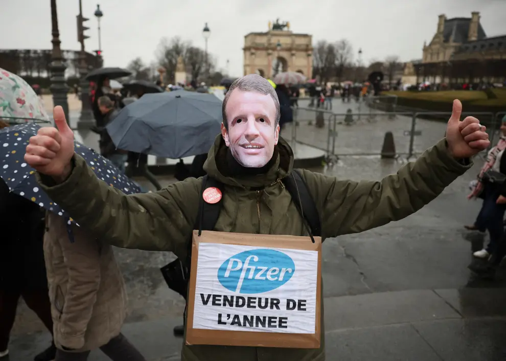 Protest against COVID-19 vaccine pass in Paris