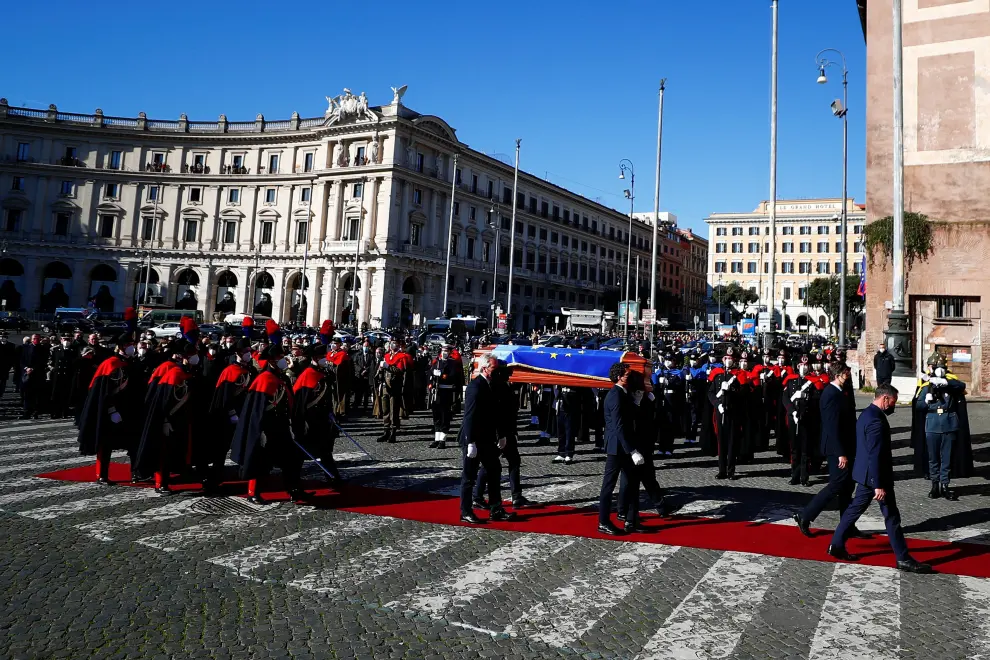Italian President Sergio Mattarella arrives for the funeral of European Parliament President David Sassoli at Rome's Basilica of St. Mary of the Angels and of the Martyrs, in Rome, Italy, January 14, 2022. REUTERS/Guglielmo Mangiapane EU-PARLIAMENT/PRESIDENT-FUNERAL