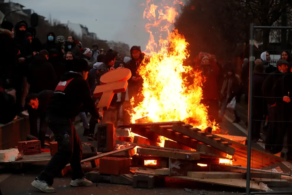 Fuertes disturbios en una protesta en Bruselas contra las restricciones covid
