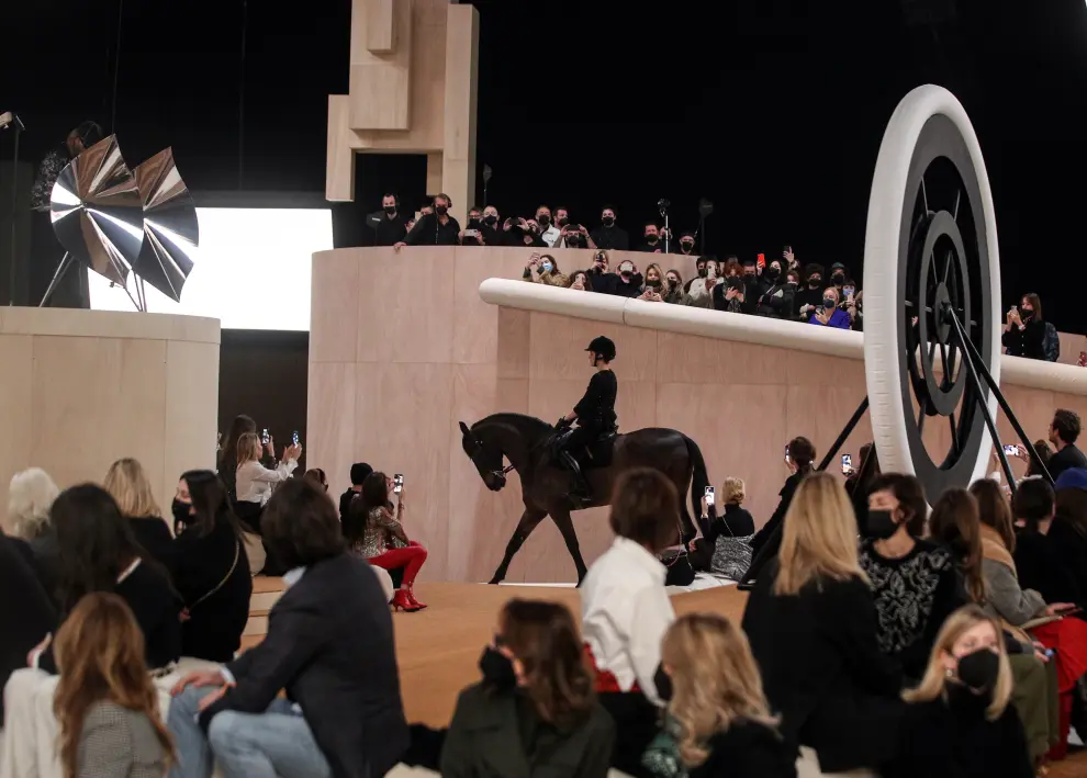 Chanel - Runway - Paris Fashion Week Haute Couture S/S 22