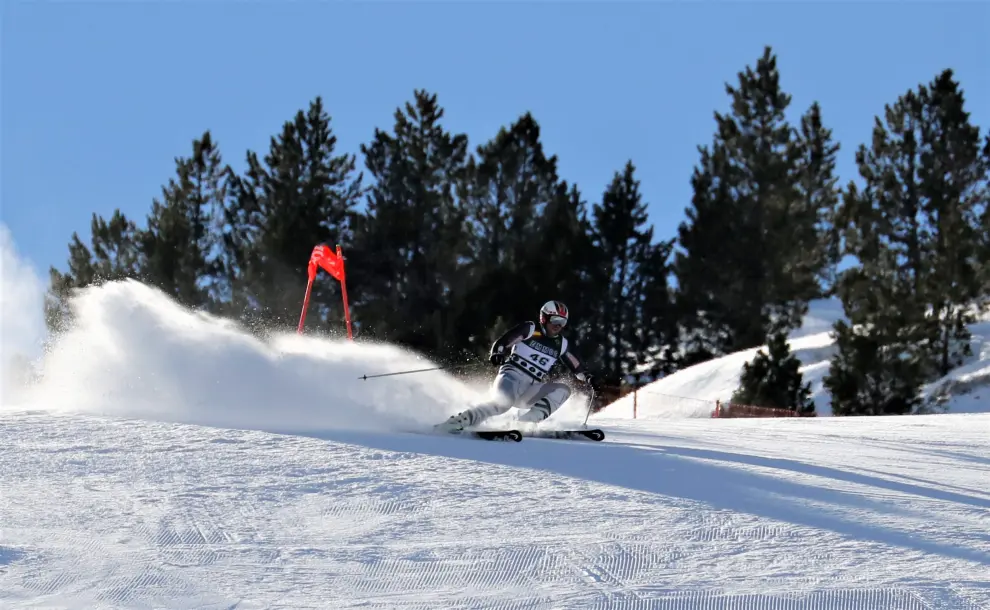 Prueba de esquí en Candanchú de los Campeonatos Nacionales Militares