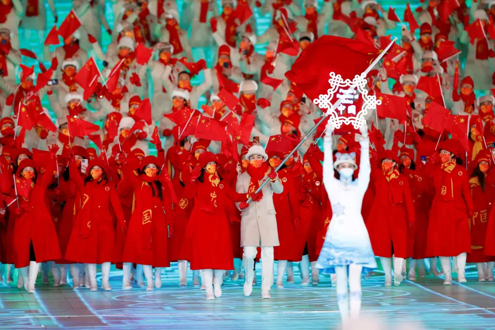 Beijing (China), 04/02/2022.- Athletes of Germany march during the Opening Ceremony for the Beijing 2022 Olympic Games at the National Stadium, also known as Bird's Nest, in Beijing China, 04 February 2022. (Alemania) EFE/EPA/Alex Plavevski
 CHINA BEIJING 2022 OLYMPIC GAMES