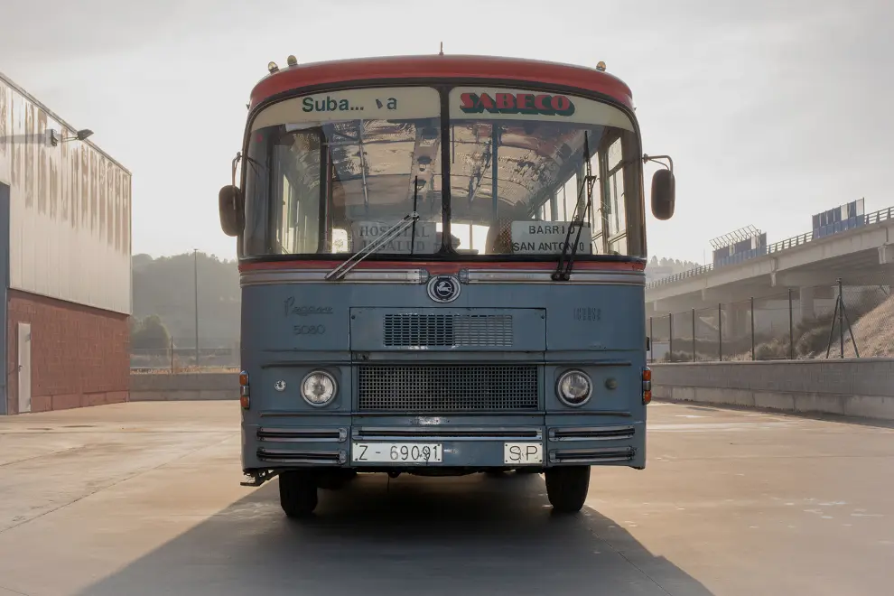 Imagen del primer autobús que circuló por Calatayud