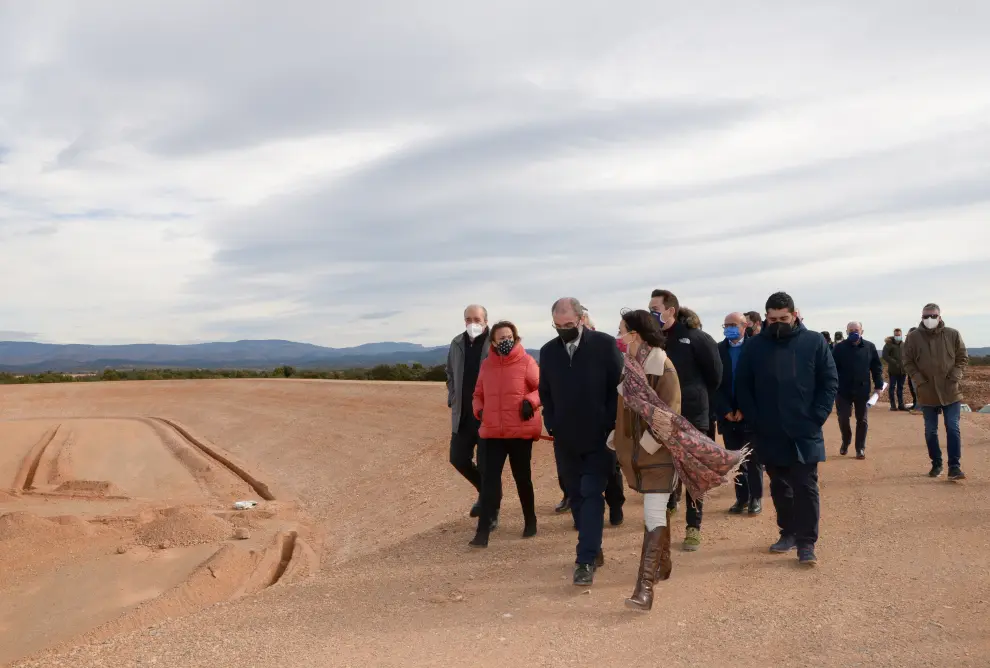 El presidente de Aragón, Javier Lambán, visita los regadíos de Sarrión