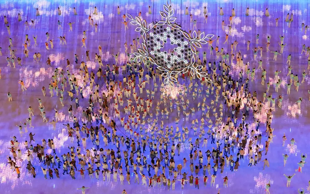 2022 Beijing Olympics - Closing Ceremony - National Stadium, Beijing, China - February 20, 2022. Performers during the closing ceremony. REUTERS/Fabrizio Bensch OLYMPICS-2022-CLOSING/