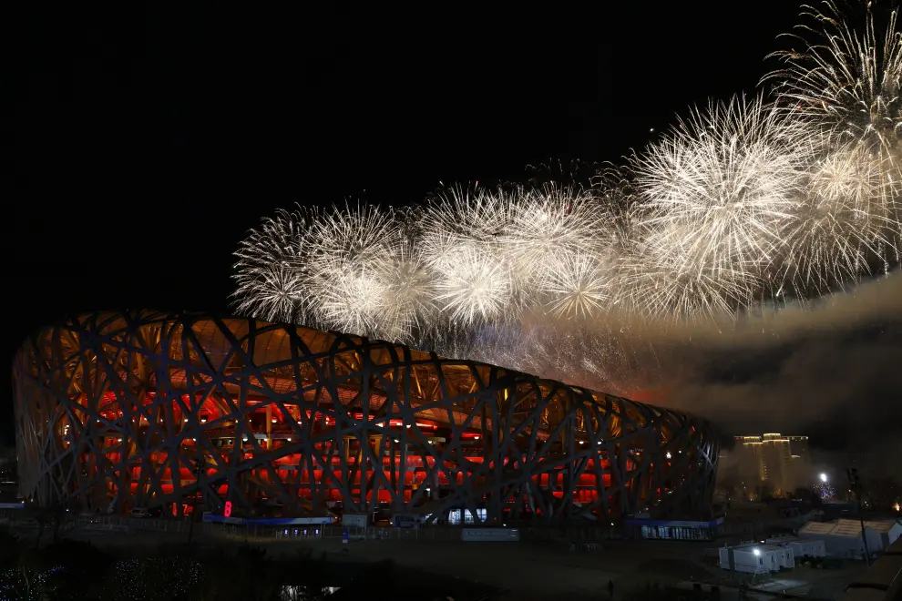 Fireworks explode over the National Stadium, also known as the Bird's Nest, at the end of the closing ceremony of the Beijing 2022 Winter Olympics, in Beijing, China February 20, 2022. REUTERS/Tyrone Siu OLYMPICS-2022-CLOSING/