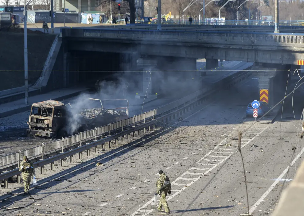 Fotos de la tercera jornada de la guerra Rusia-Ucrania: bombardeos en Kiev