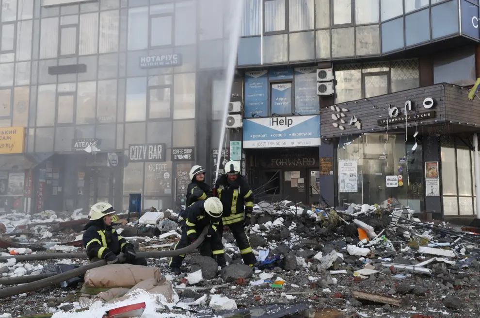 Fotos de la tercera jornada de la guerra Rusia-Ucrania: bombardeos en Kiev UKRAINE RUSSIA CONFLICT