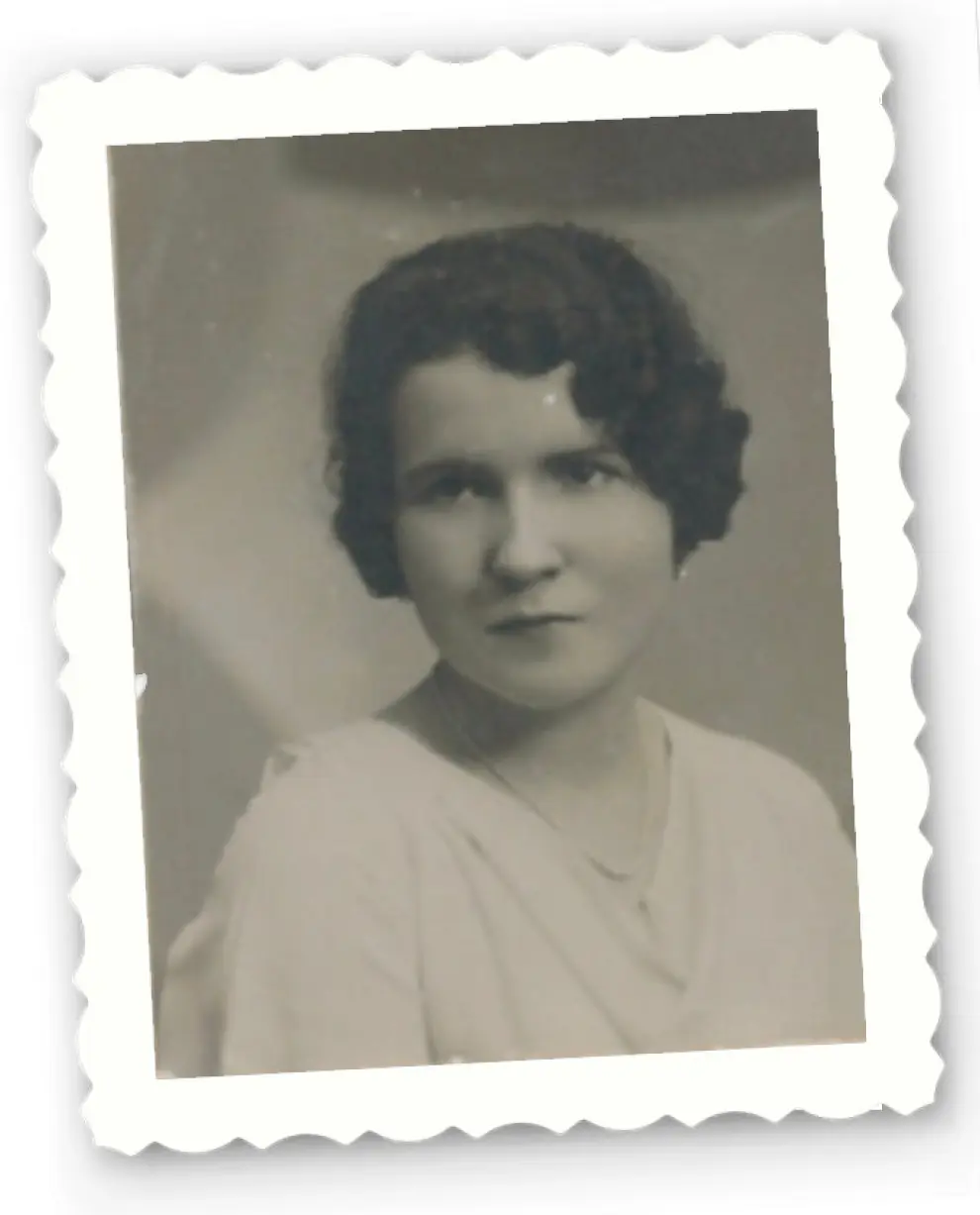 Martina Bescós García (Zaragoza, 1912-2008), primera cardióloga de España.