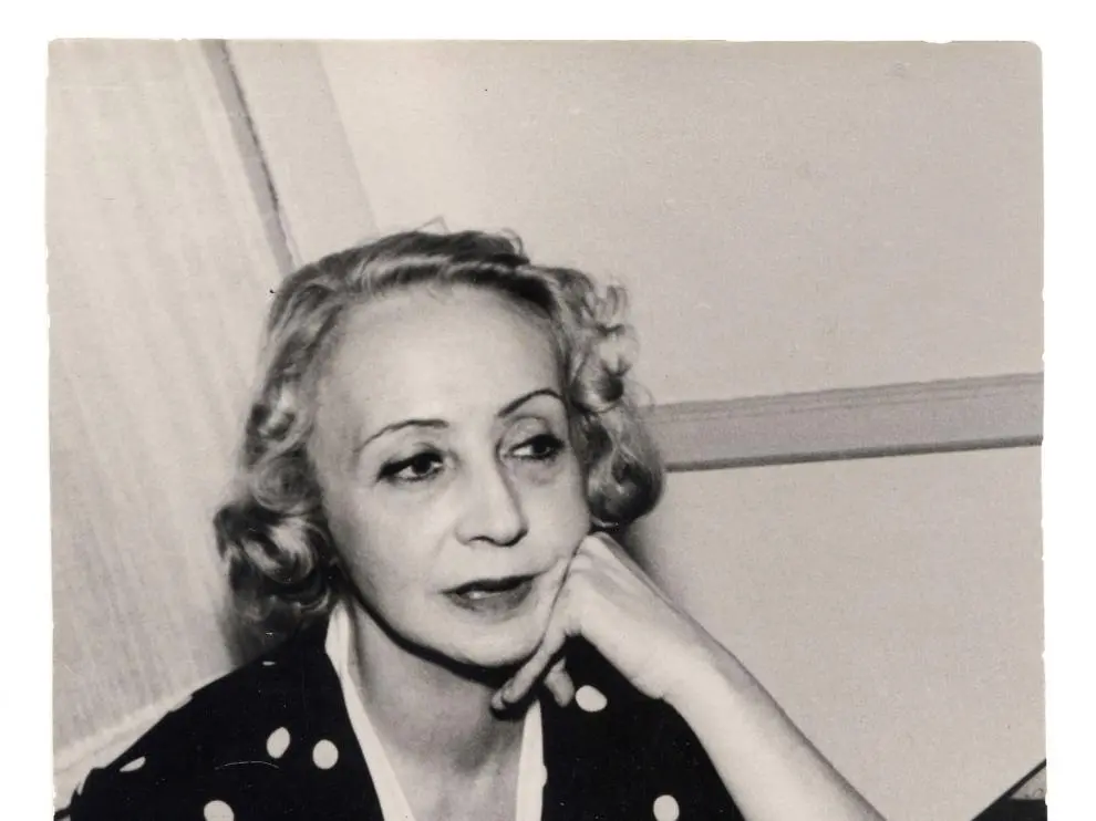 Pilar Bayona López de Ansó (Zaragoza, 1897-1979), pianista.