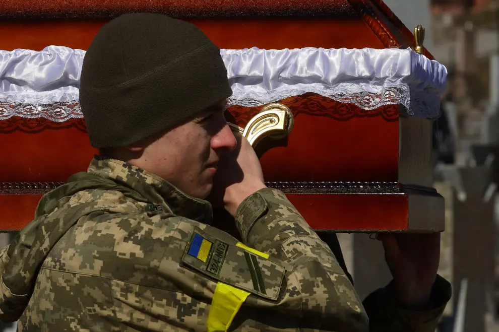 Funeral de soldados ucranianos caídos en Leópolis.