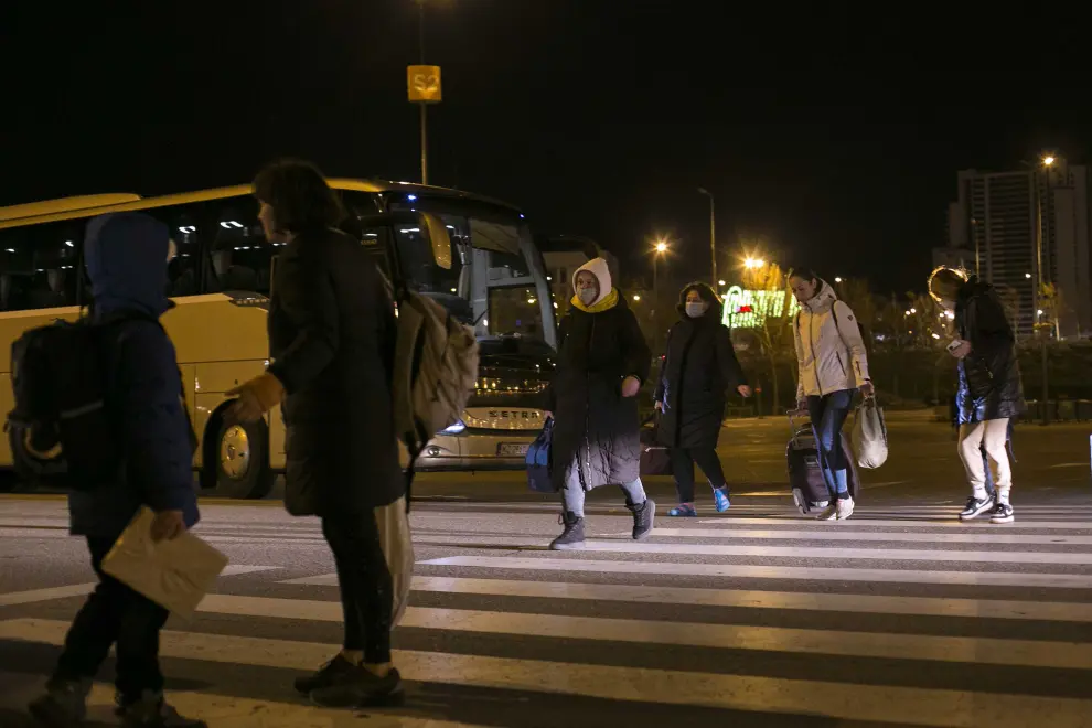 Llegada de jóvenes ucranianas a Zaragoza.