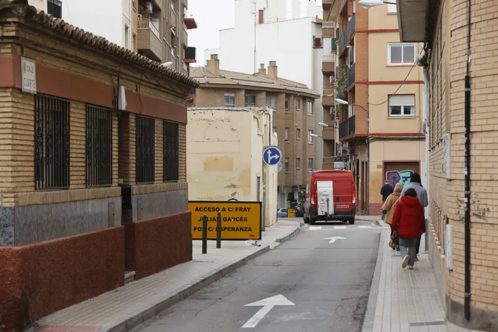 Comienzan las obras en la calle Cuarte de Zaragoza, que costarán 650.895 €, se harán en tres fases y se inician en la zona más cercana a la plaza de las Canteras.