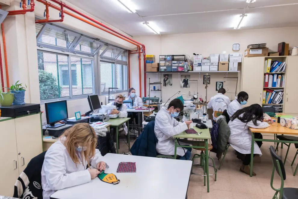 Alumnos y profesores del IES Ramón y Cajal de Zaragoza, reconocido por la Fundación Princesa de Girona con el 'Premio Escuela del Año 2021'.
