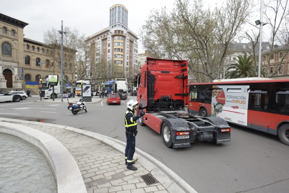 Los camiones toman el centro de Zaragoza