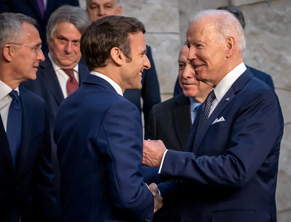Joe Biden ha acudido a la reunión de la Organización del Tratado del Atlántico Norte en la que se ha encontrado con otros dirigentes como Macron o Johnson.