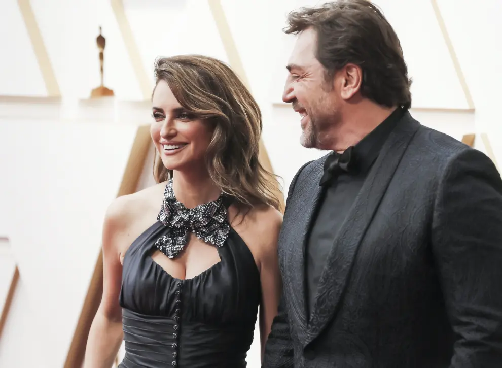 e Oscars are presented for outstanding individual or collective efforts in filmmaking in 24 categories. (Estados Unidos) Penélope Cruz y Javier Bardem.