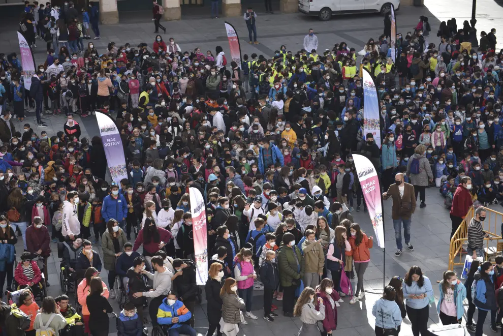 Los escolares de Huesca salen a la calle para apoyar a Aspace.