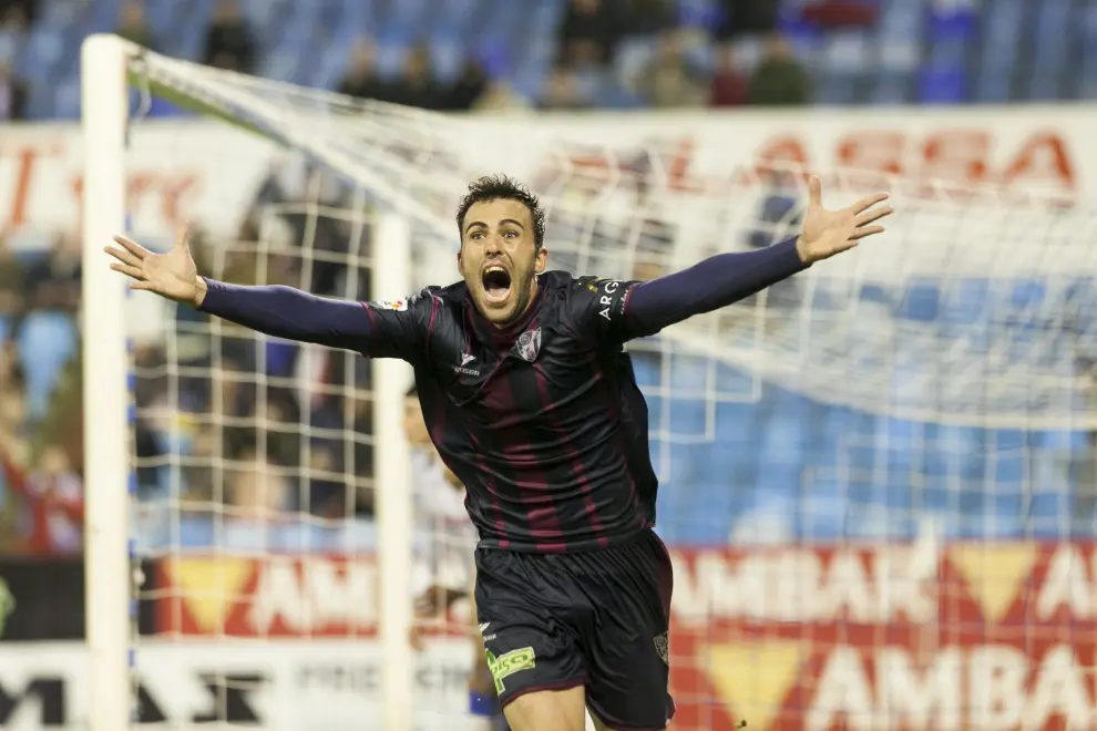 Carlos David celebra su gol en el último minuto en La Romareda.