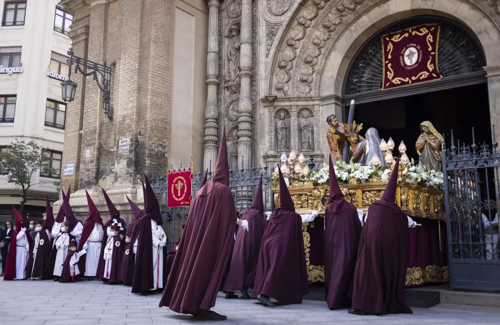 Jueves Santo en Zaragoza 2022: fotos del traslado de Jesús Camino del Calvario