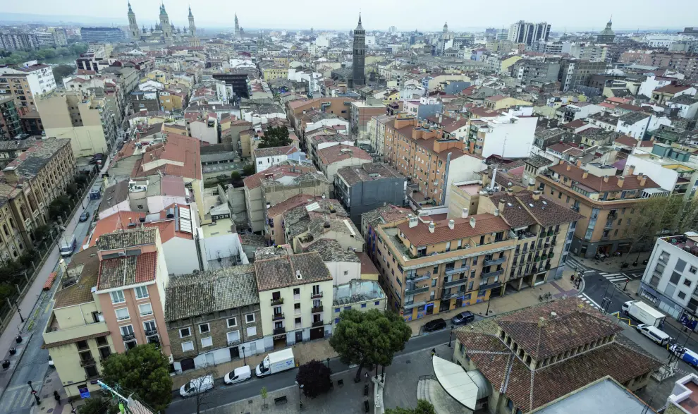 Vistas aéreas de Zaragoza desde la plaza de Santo Domingo.