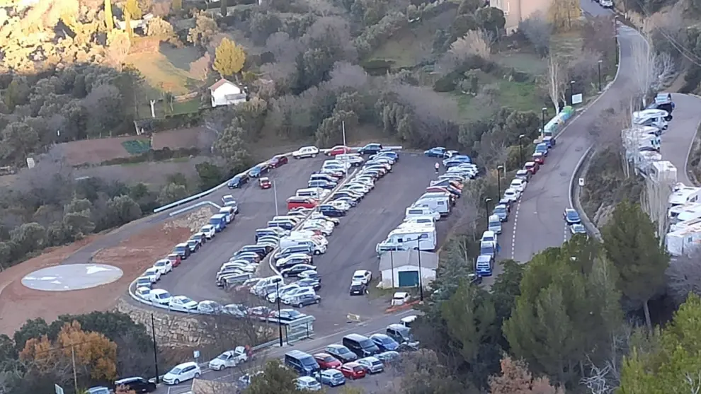 Riglos ha duplicado prácticamente sus plazas de aparcamiento para evitar atascos en días de gran afluencia.