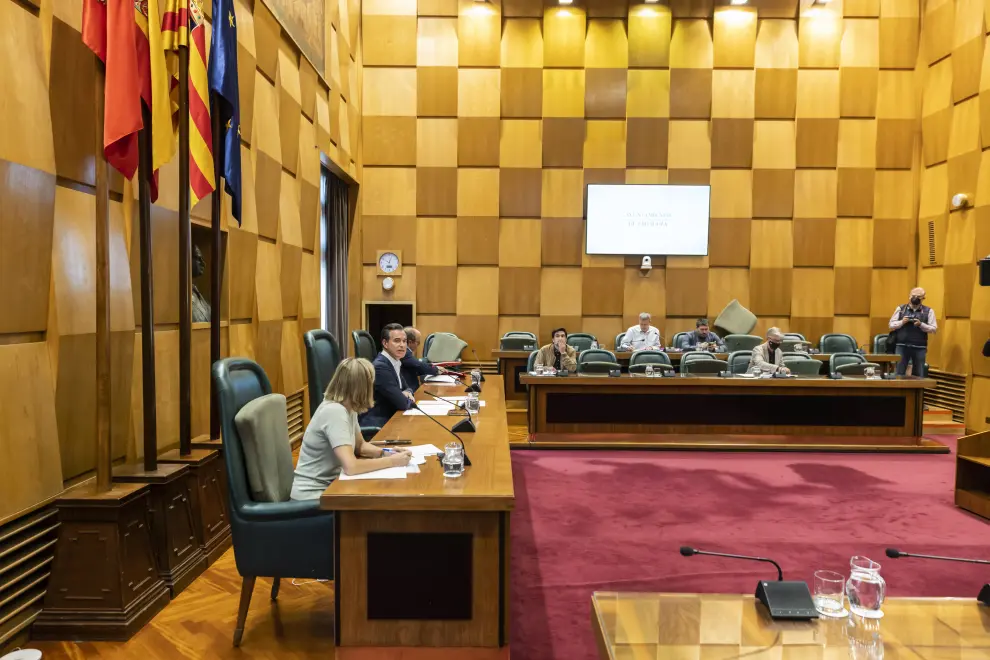Los grupos municipales de Zaragoza debaten sobre la ubicación del estadio de fútbol