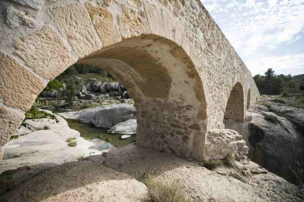 Vista del puente de Cananillas en Aguaviva