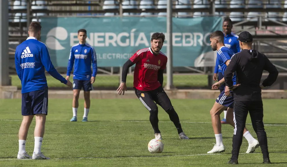 Foto del entrenamiento del Real Zaragoza en la Ciudad Deportiva