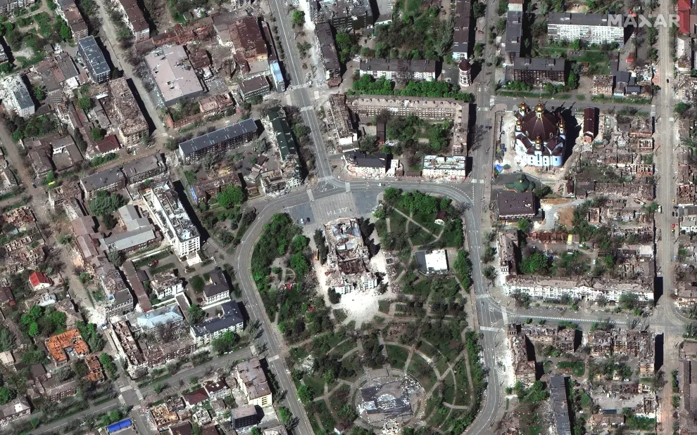 Una imagen de satélite muestra la destrucción en Mariupol