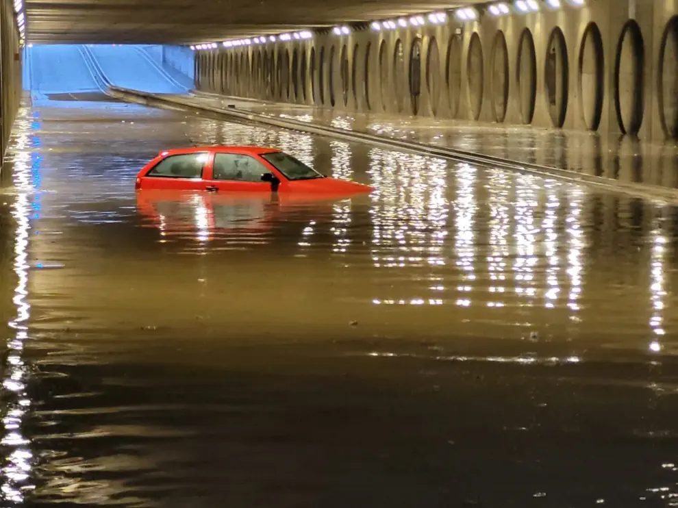 Uno de los túneles inundados en Valencia
