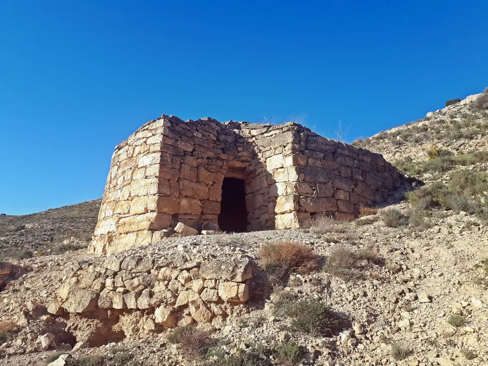 Una de las casas de piedra seca que se conservan en La Muela.