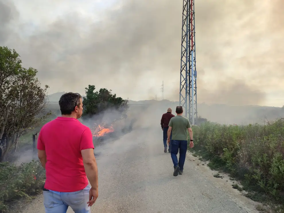 Incendio causado por un tren en El Burgo de Ebro.