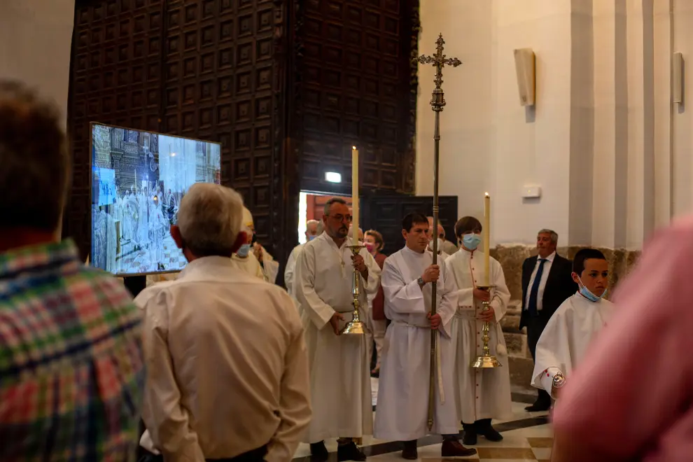 Primera misa en la colegiata de Santa María de Calatayud.