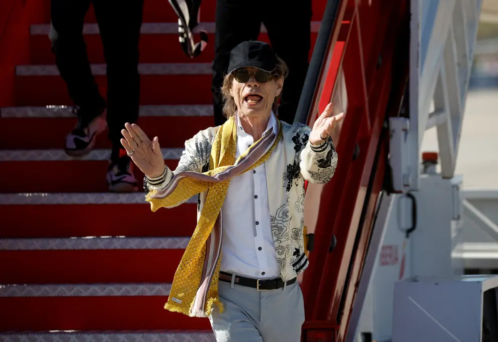 Ronnie Wood of the Rolling Stones arrives at Adolfo Suarez Madrid-Barajas Airport, in Madrid, Spain, May 26, 2022. REUTERS/Juan Medina MUSIC-ROLLING STONES/SPAIN