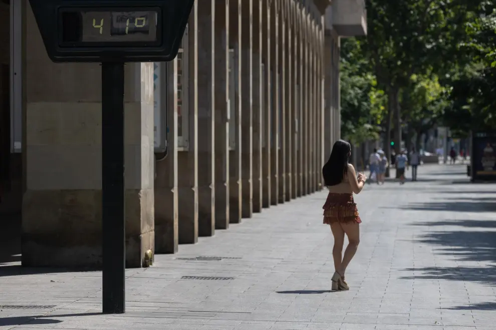Primera ola de calor del año en Zaragoza.