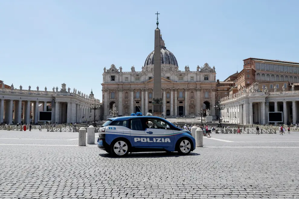 A view of the scene where a car did not stop at the halt and broke through barriers near the Vatican City, in Rome, Italy, June 19, 2022. REUTERS/Remo Casilli ITALY-POLICE/CAR
