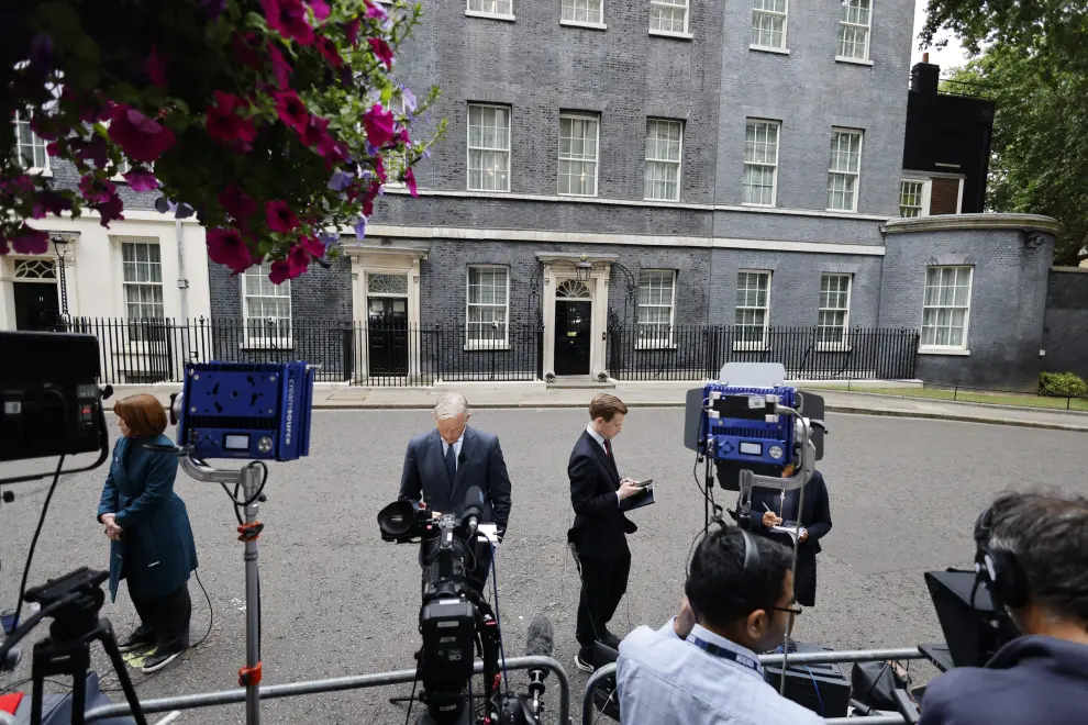 British Prime Minister Boris Johnson makes a statement at Downing Street in London, Britain, July 7, 2022. REUTERS/Maja Smiejkowska BRITAIN-POLITICS/