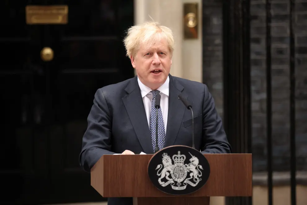 British Prime Minister Boris Johnson makes a statement at Downing Street in London, Britain, July 7, 2022. REUTERS/Phil Noble BRITAIN-POLITICS/