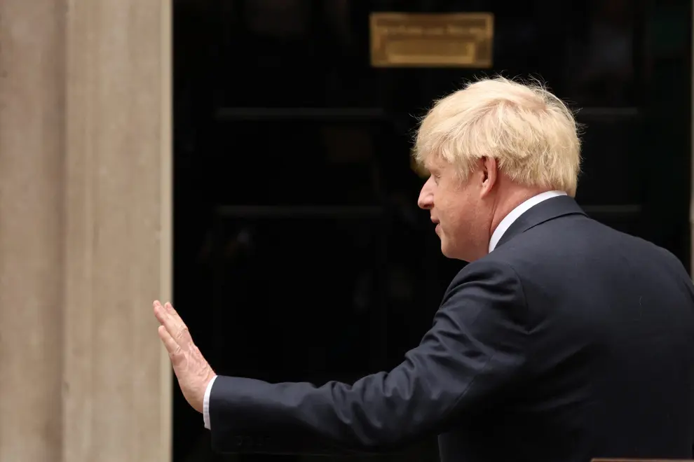 British Prime Minister Boris Johnson makes a statement at Downing Street in London, Britain, July 7, 2022. REUTERS/Phil Noble BRITAIN-POLITICS/