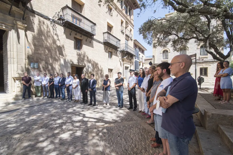Acto de homenaje a Miguel Ángel Blanco en Huesca y concentración contra el terrorismo.