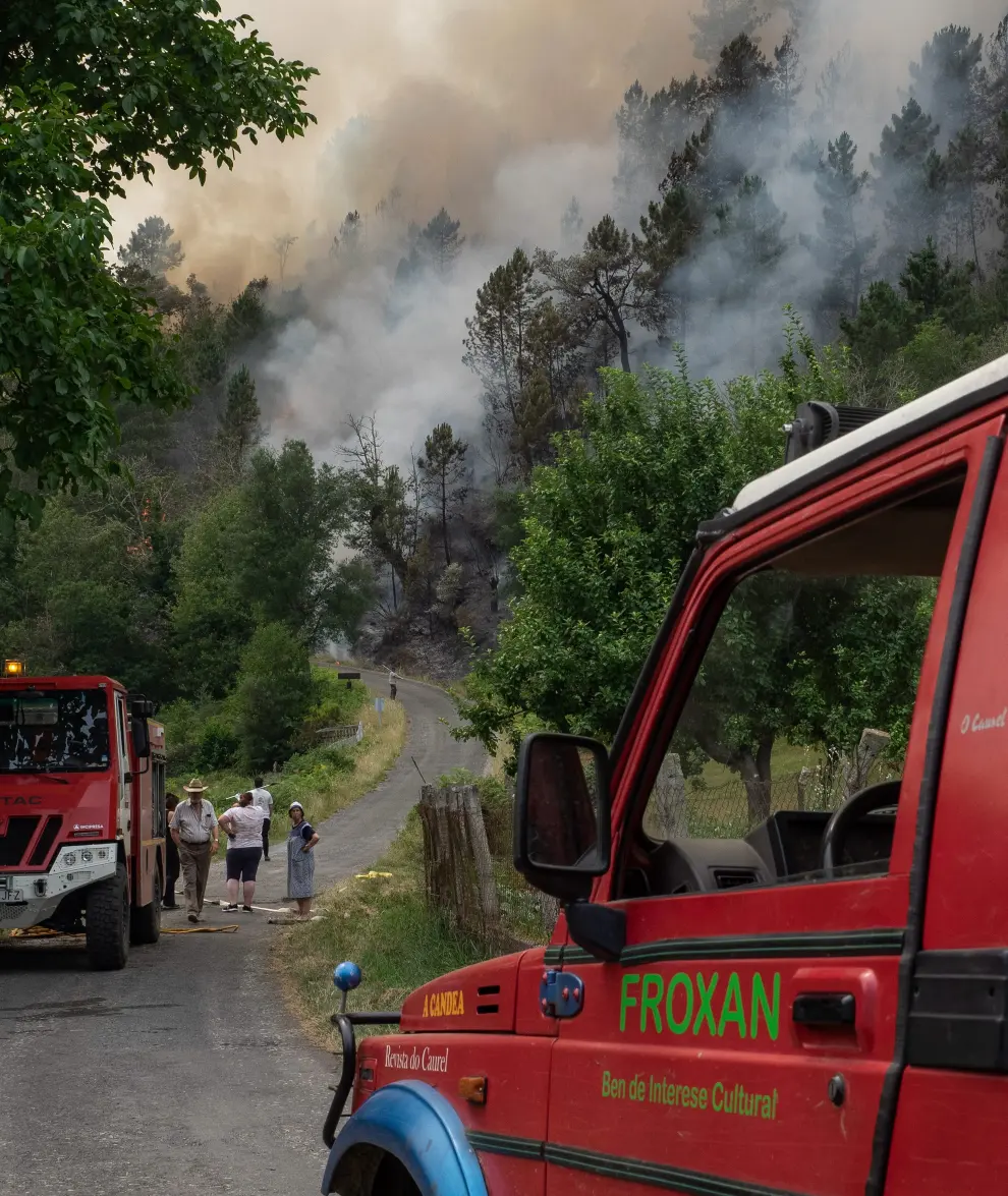 Los incendios azotan varias zonas de Galicia
