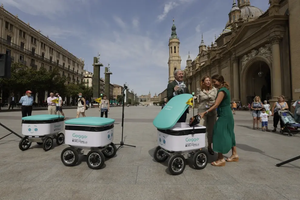 Presentación del proyecto Goggo Network de robots autónomos de reparto urbano en Zaragoza