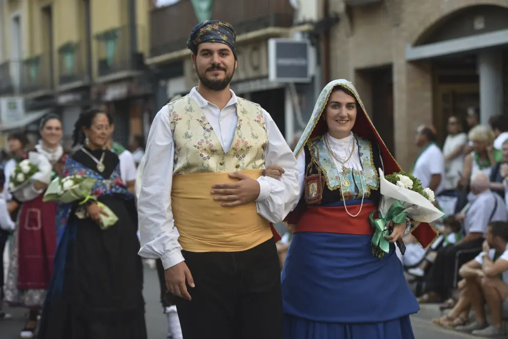 Fotos de la ofrenda de flores y frutos de Huesca.